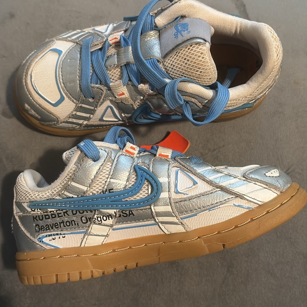 Dunks - Picture 3 of 6